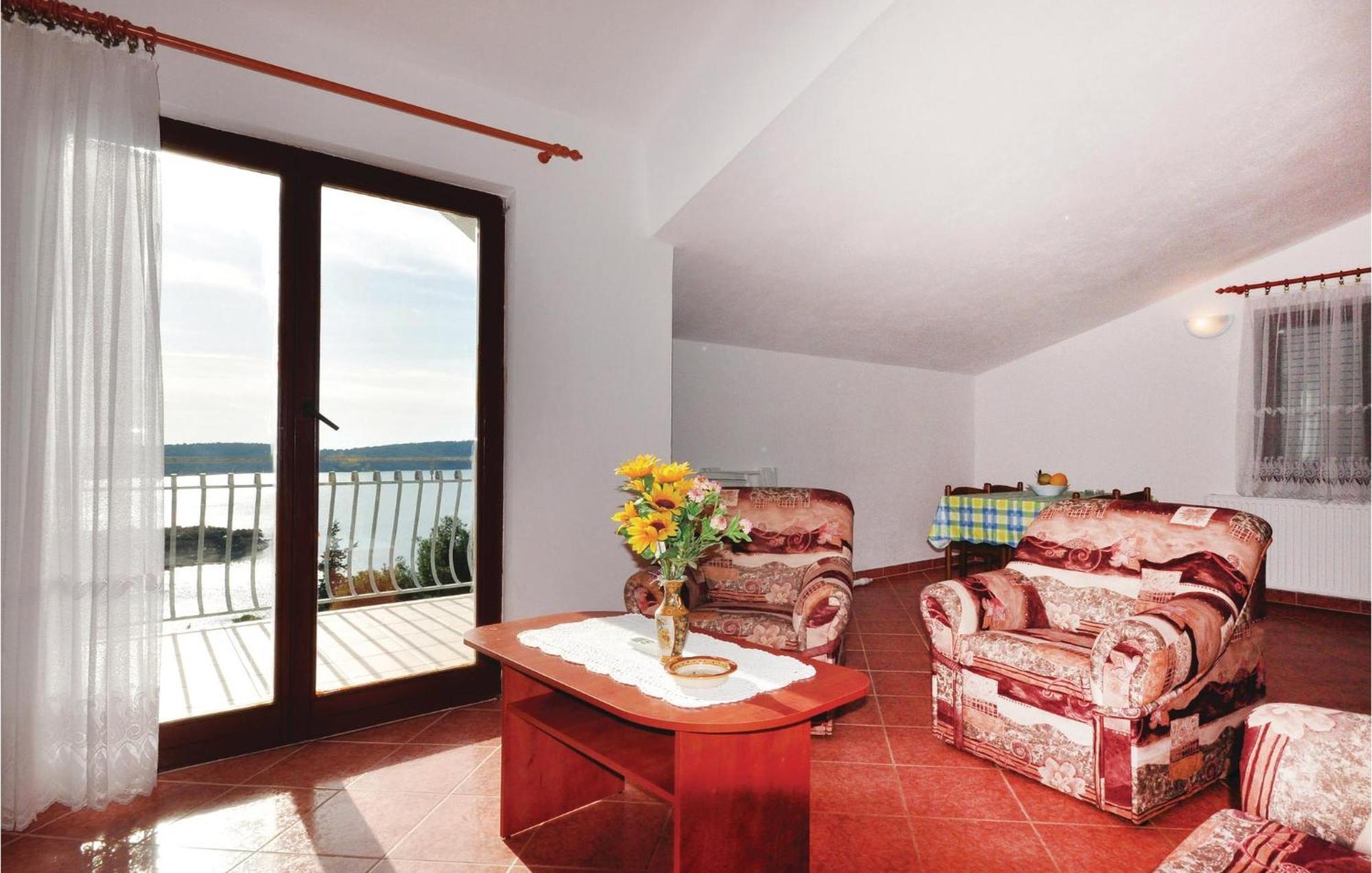 Amazing Apartment In Trogir With Kitchen Luaran gambar